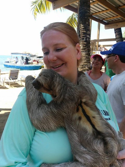 Daniel Johnson's Monkey and Sloth Hangout, Roatan, Honduras